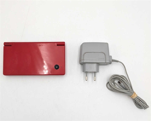 Nintendo DSi - Red - Konsol - SNR TEH524217991 (B Grade) (Genbrug)